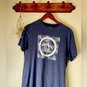 Penguin by Munsingwear Men's Blue Short Sleeve Penguin Logo Graphic T Sh…